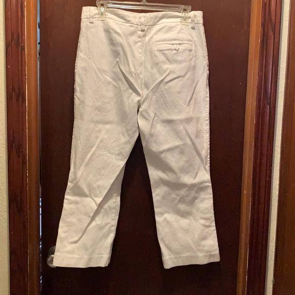 EUC White Tommy Hilfiger Ankle Pants - Picture 5 of 10